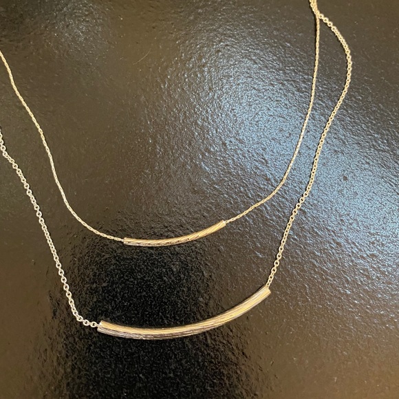 Double chain necklace. - Picture 2 of 2